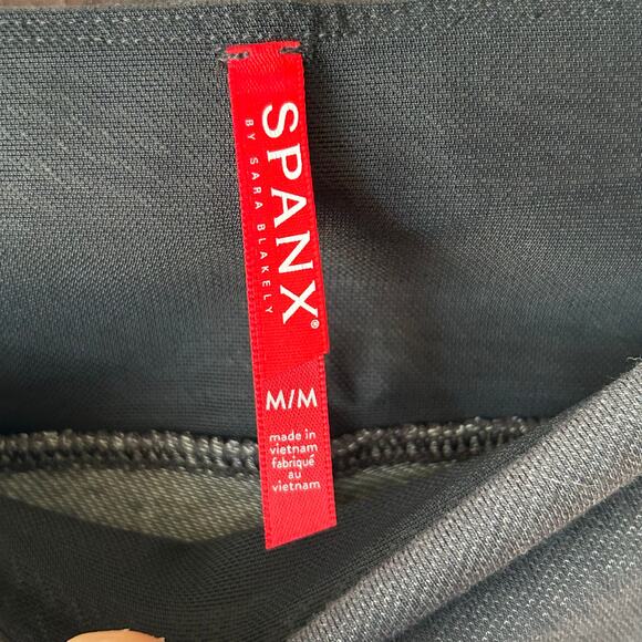 New Spanx Jean-ish Ankle Leggings Size Medium Black/Gray Pull On Stretch Shaping - Picture 5 of 8